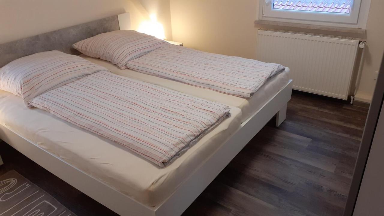 Familienurlaub In Ostfriesland Fuer Max 7 Pers In 2 Wohnungen, Auch Einzeln Wohnungen Utarp Екстериор снимка