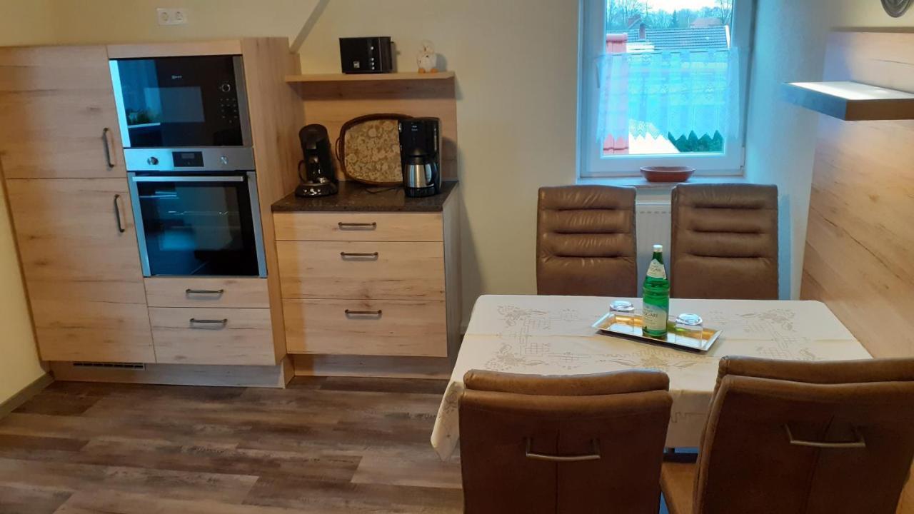 Familienurlaub In Ostfriesland Fuer Max 7 Pers In 2 Wohnungen, Auch Einzeln Wohnungen Utarp Екстериор снимка