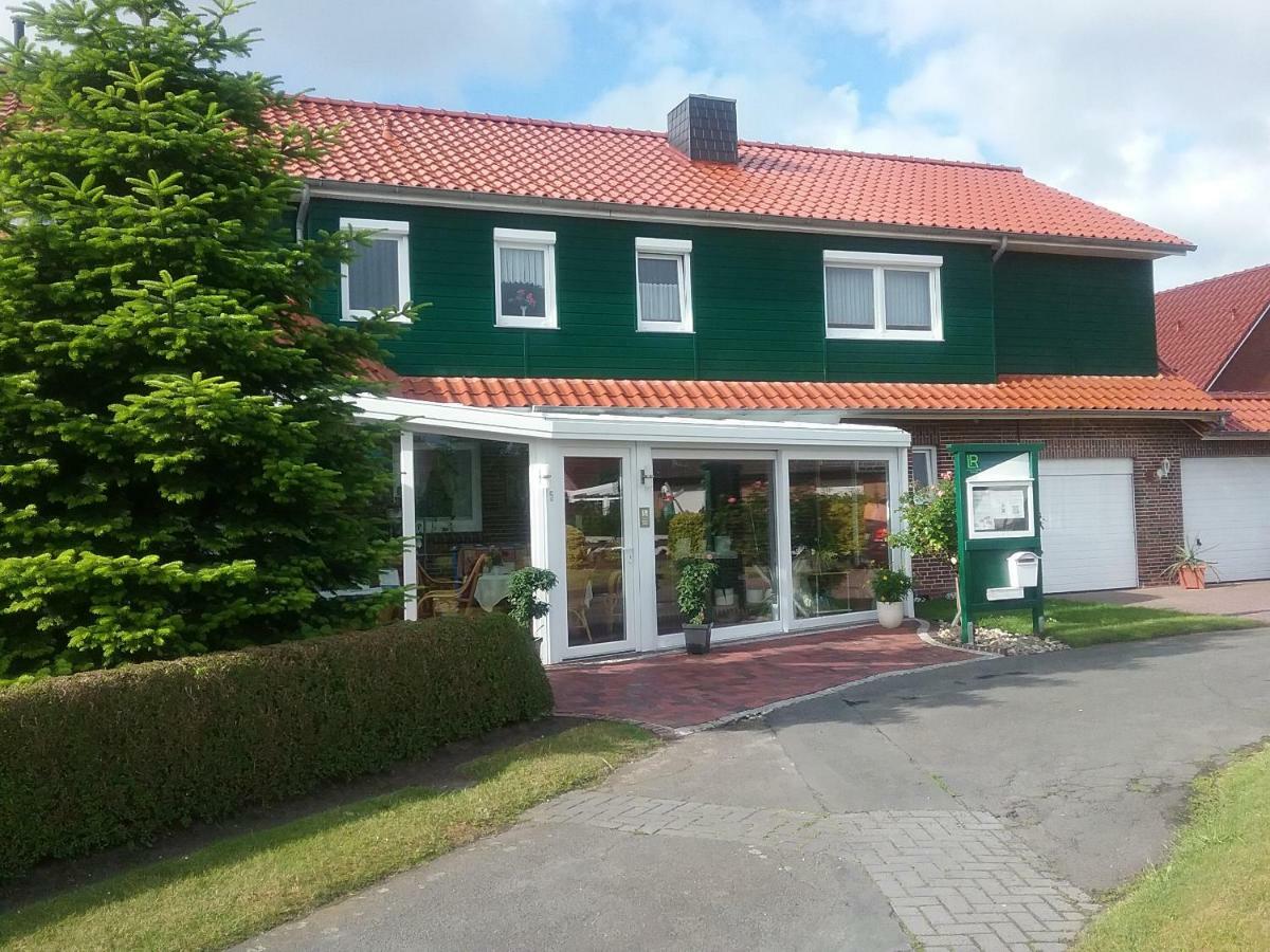 Familienurlaub In Ostfriesland Fuer Max 7 Pers In 2 Wohnungen, Auch Einzeln Wohnungen Utarp Екстериор снимка